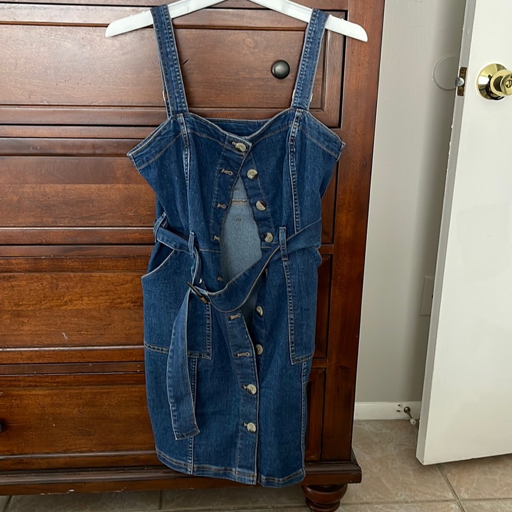 Overall dress with belt H&M